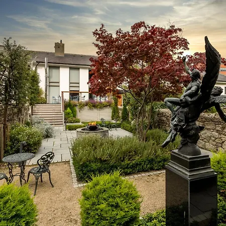 Number 31 Guest house 4*