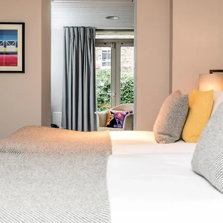 Number 31 Maison d'hôtes