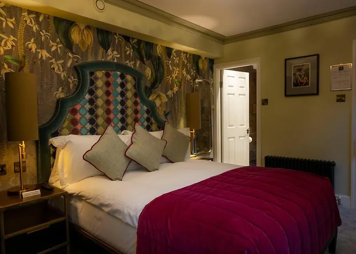 Number 31 4* דבלין